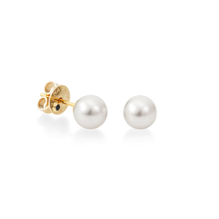 Yana Nesper 5-5.5mm Akoya Pearl 18ct Yellow Gold Stud Earrings