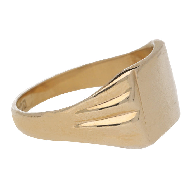 Pre-Owned Rectangular 9ct Yellow Gold Signet Ring